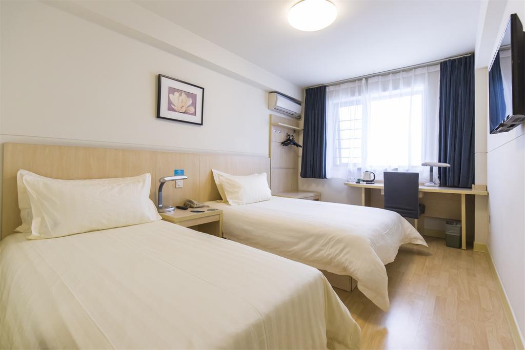 Jinjiang Inn Ji'Nan East Jiefang Road Τζινάν Εξωτερικό φωτογραφία